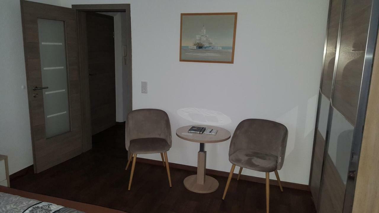 Ferienwohnung Oder Studio Dresden-Neustadt Inkl Parkplatz Mit Balkon Oder Terrasse 외부 사진